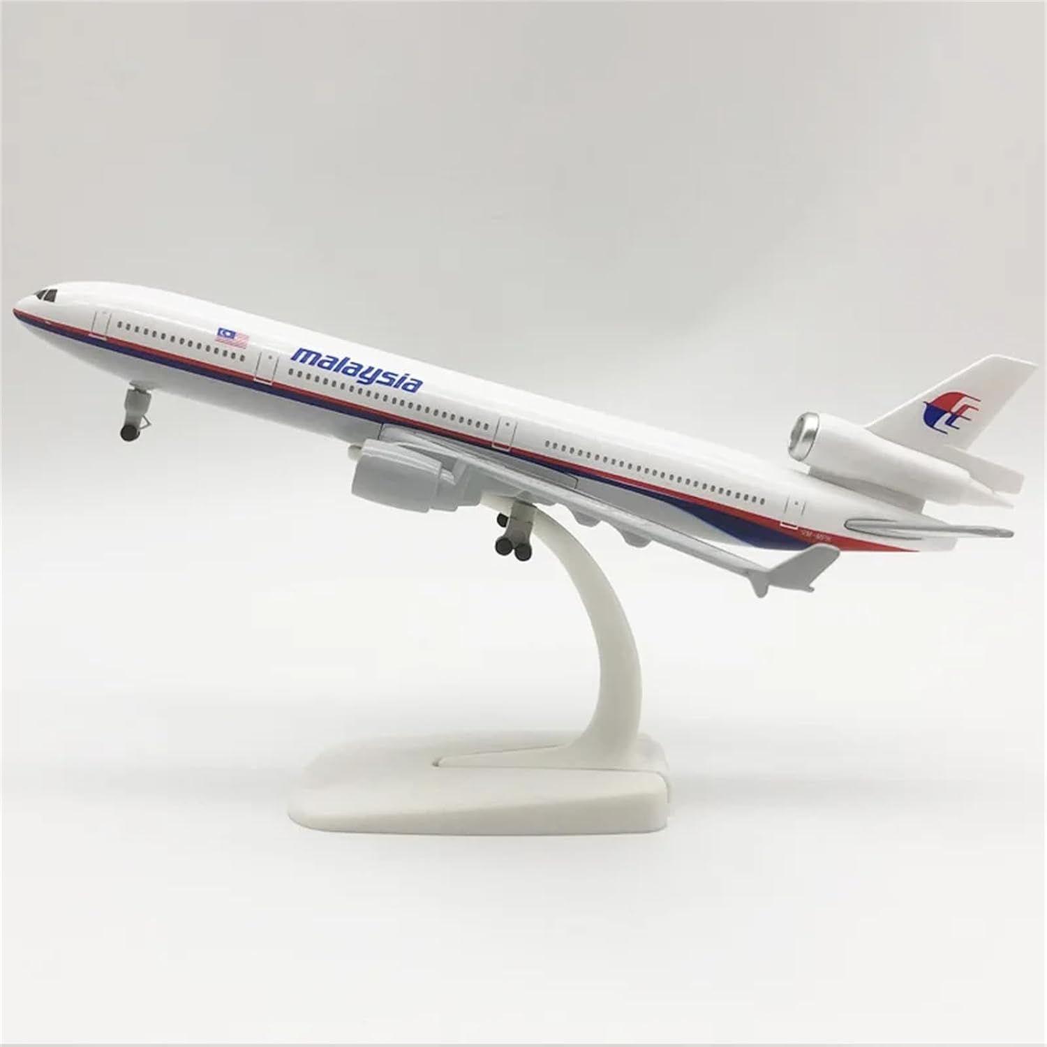 Kids Toys Malaysia - เครื่องบินของเล่นเด็ก ขนาด 20 ซม. สเกล 1/400