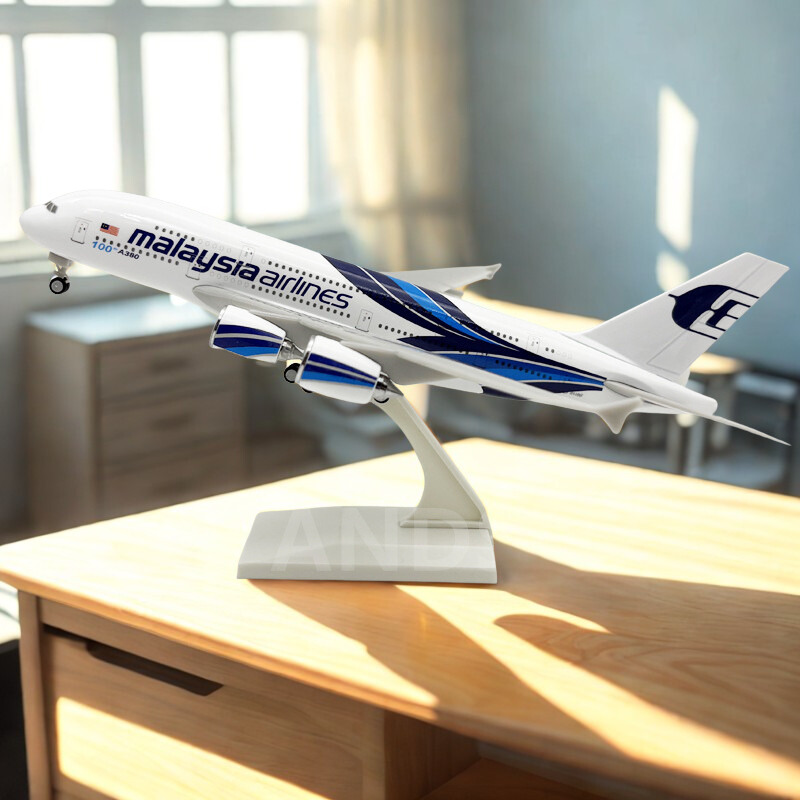 Kids Toys Malaysia - โมเดลเครื่องบินเรซิ่นขนาด 1/240 ความสูง 30 ซม. รุ่น