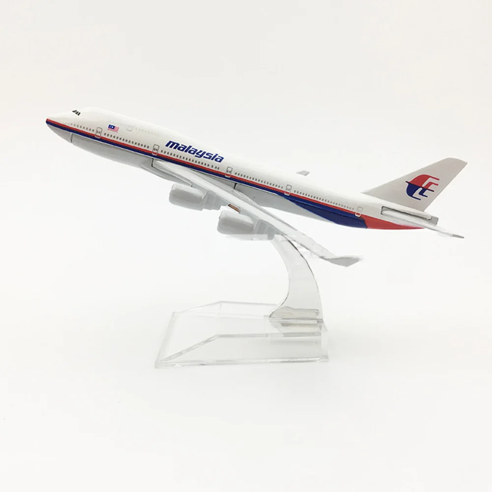 Kids Toys Malaysia - 1/400 Scale เครื่องบินโบอิ้ง 747 มาเลเซีย 16